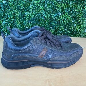S14 Skechers Sneakers